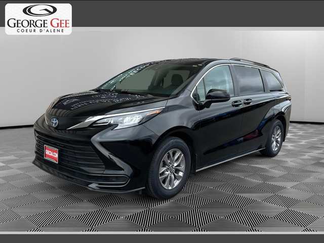 2024 Toyota Sienna LE