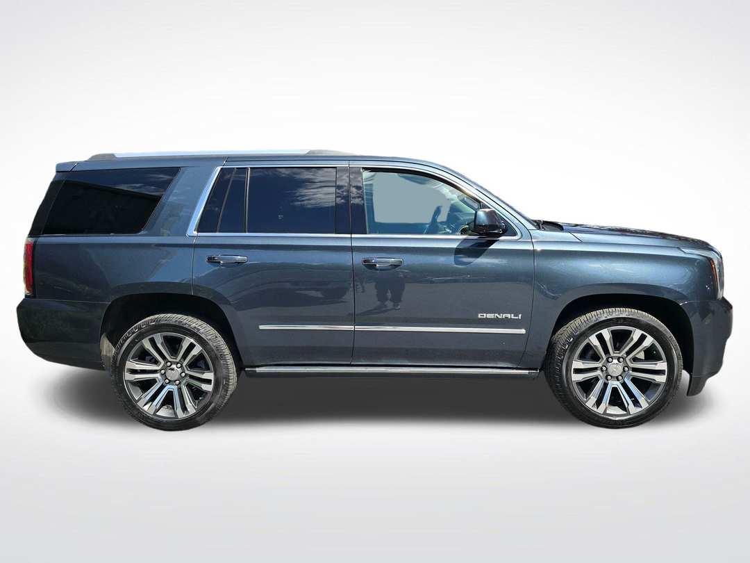 2019 GMC Yukon Denali - Image 3