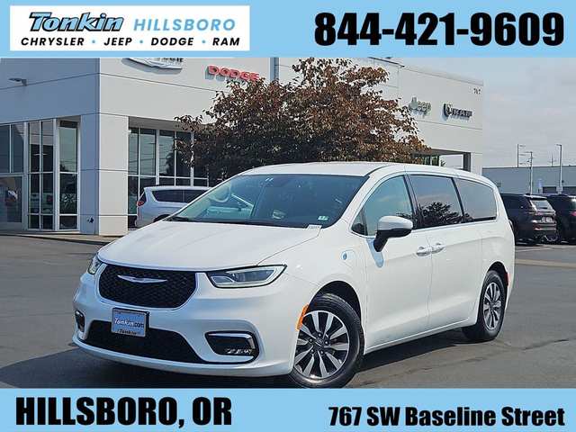 2023 Chrysler Pacifica Hybrid Touring L
