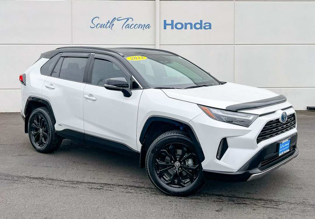 2023 Toyota Rav4 Hybrid XSE - Image 2