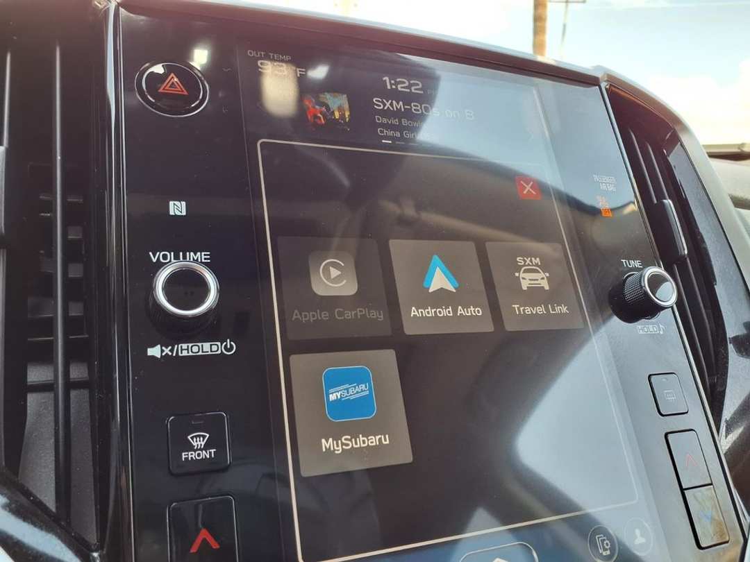 2023 Subaru Ascent Touring - Image 3