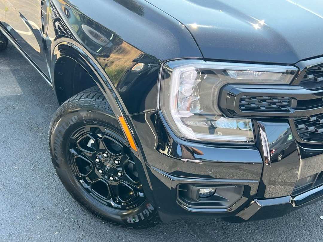 2026 Ford Ranger Lariat - Image 2