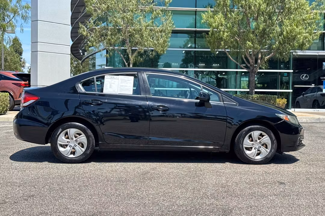 2013 Honda Civic LX - Image 3