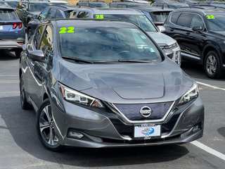 2022 Nissan LEAF SV