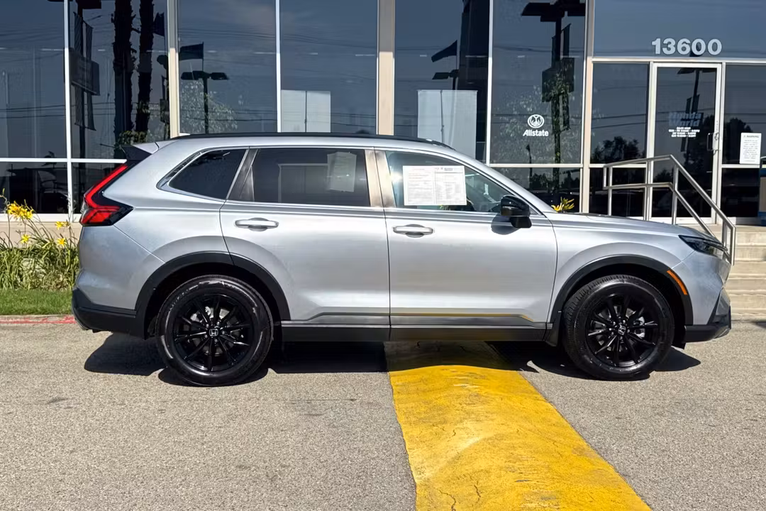2023 Honda Cr-V Hybrid Sport - Image 3