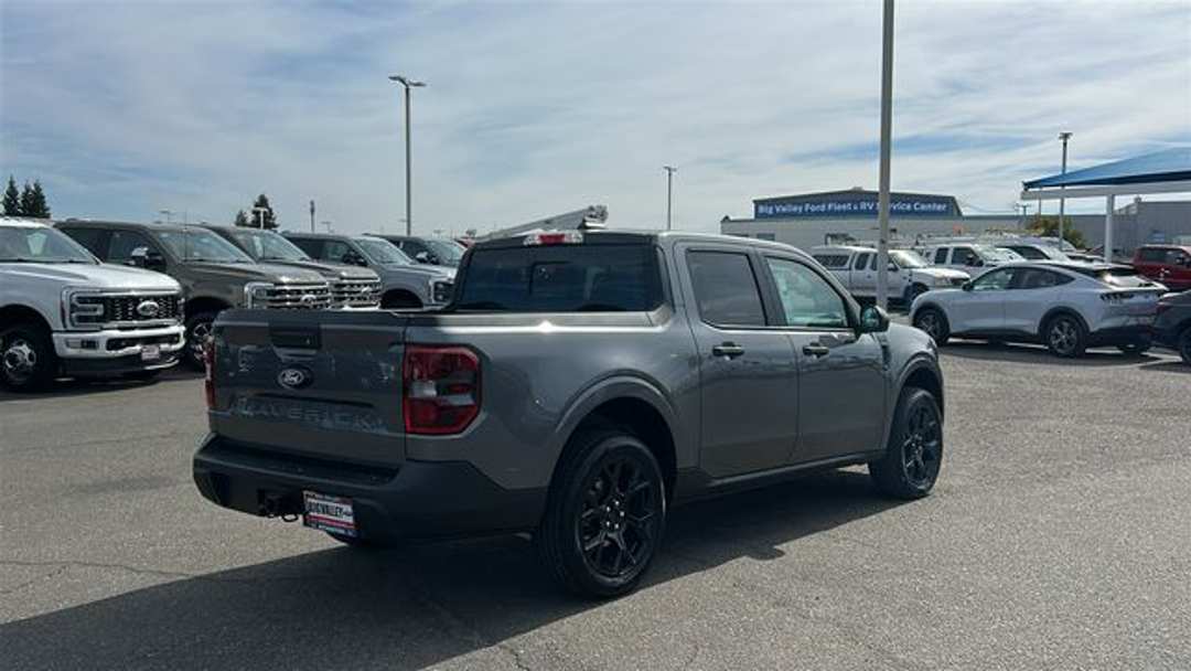 2026 Ford Maverick XLT - Image 3