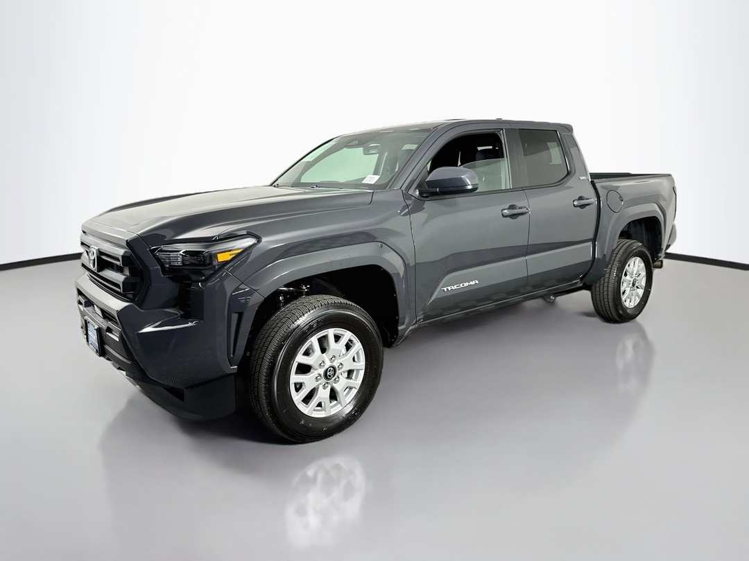 2026 Toyota Tacoma SR5 - Image 3