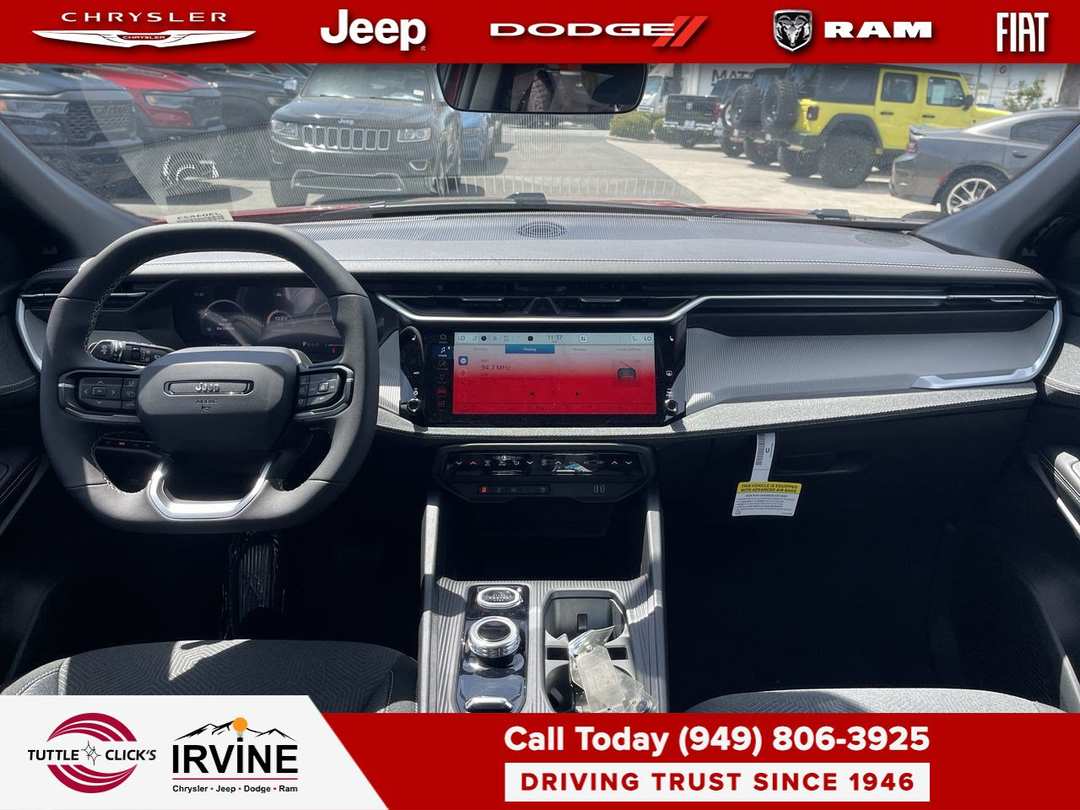 2026 Jeep Cherokee Laredo - Image 2