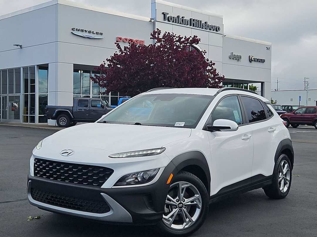 2023 Hyundai Kona SEL - Image 2
