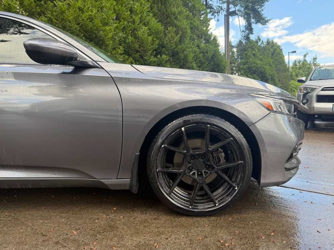 2018 Honda Accord Sport - Image 2