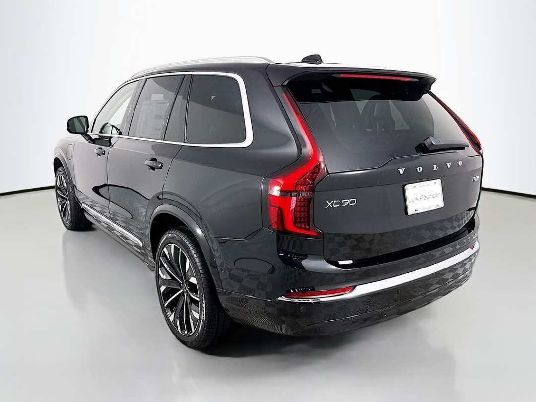 2026 Volvo Xc90 Plug-In Hybrid T8 Ultra - Image 3