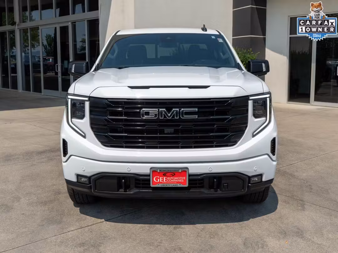 2024 GMC Sierra 1500 Elevation - Image 2