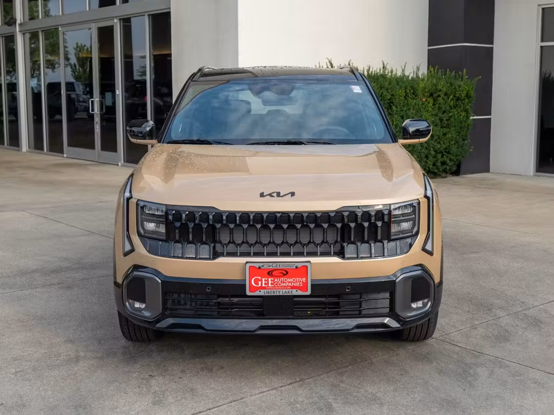 2027 Kia Seltos XLine S - Image 2