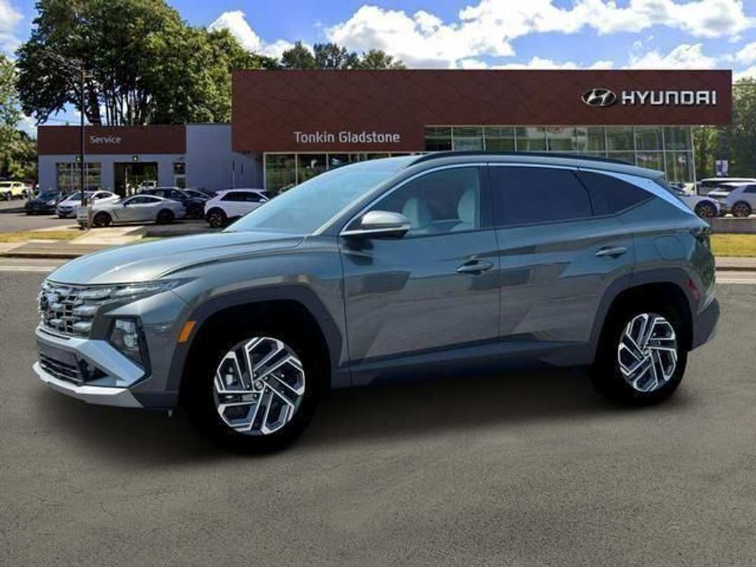 2026 Hyundai Tucson Plug-In Hybrid Limited - Image 2