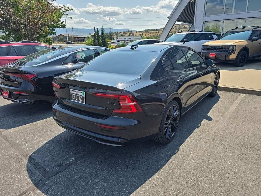 2024 Volvo S60 B5 Plus Black Edition - Image 2