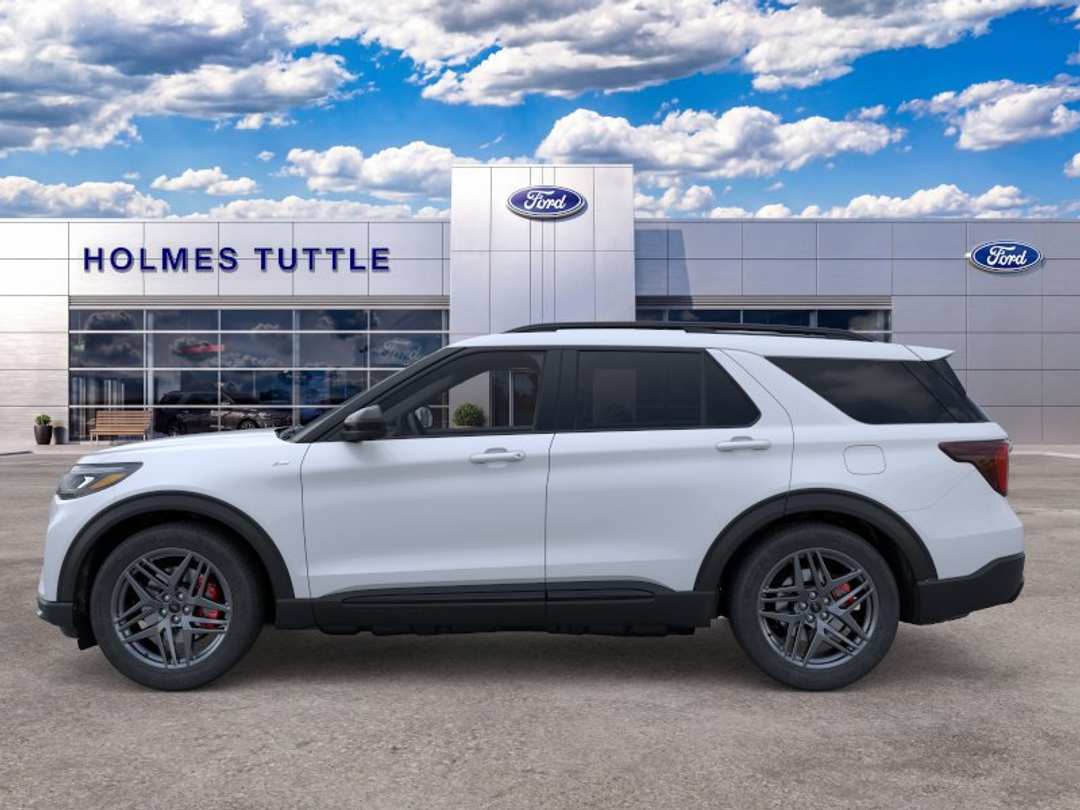 2026 Ford Explorer STLine - Image 3