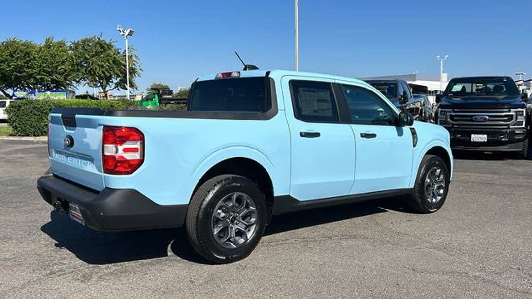 2026 Ford Maverick XLT - Image 3