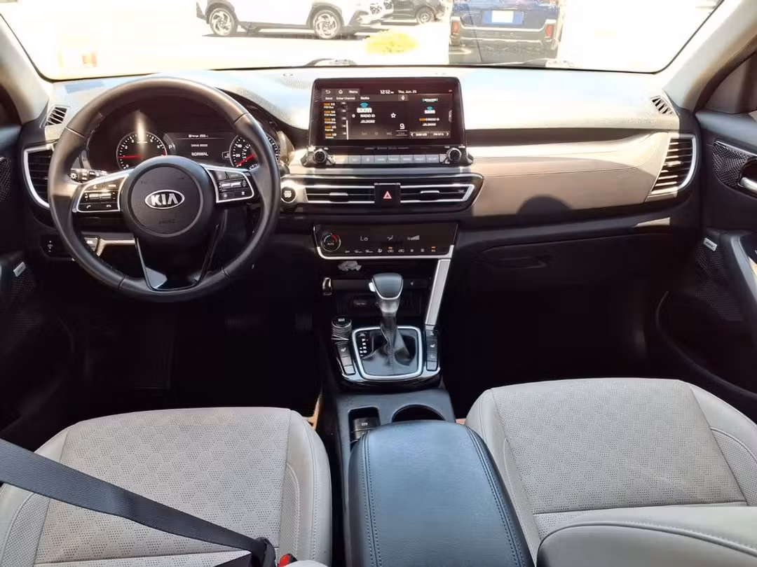 2021 Kia Seltos SX - Image 2