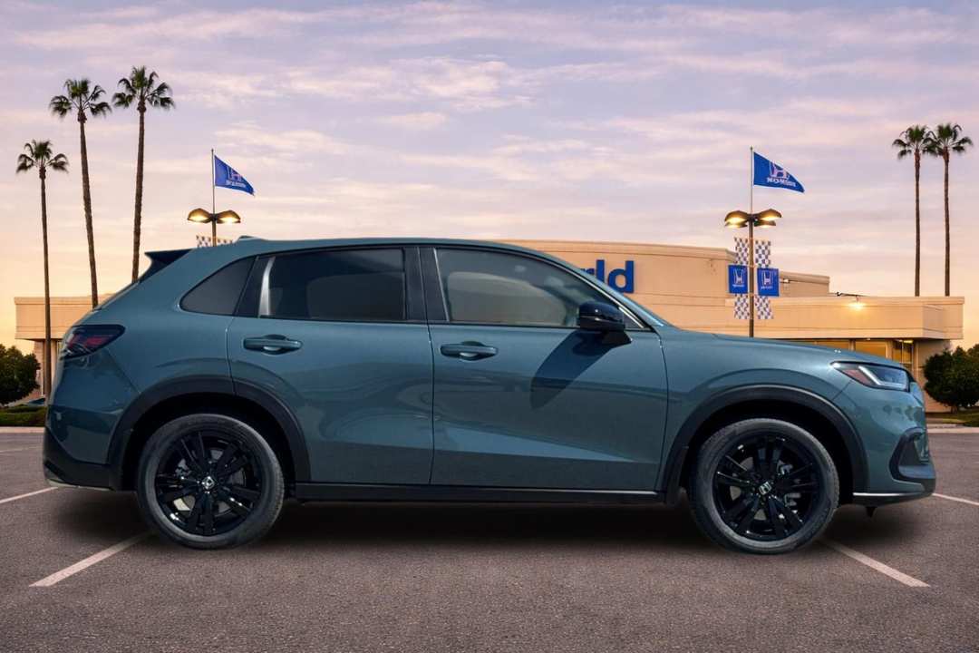 2027 Honda HR-V Sport - Image 3