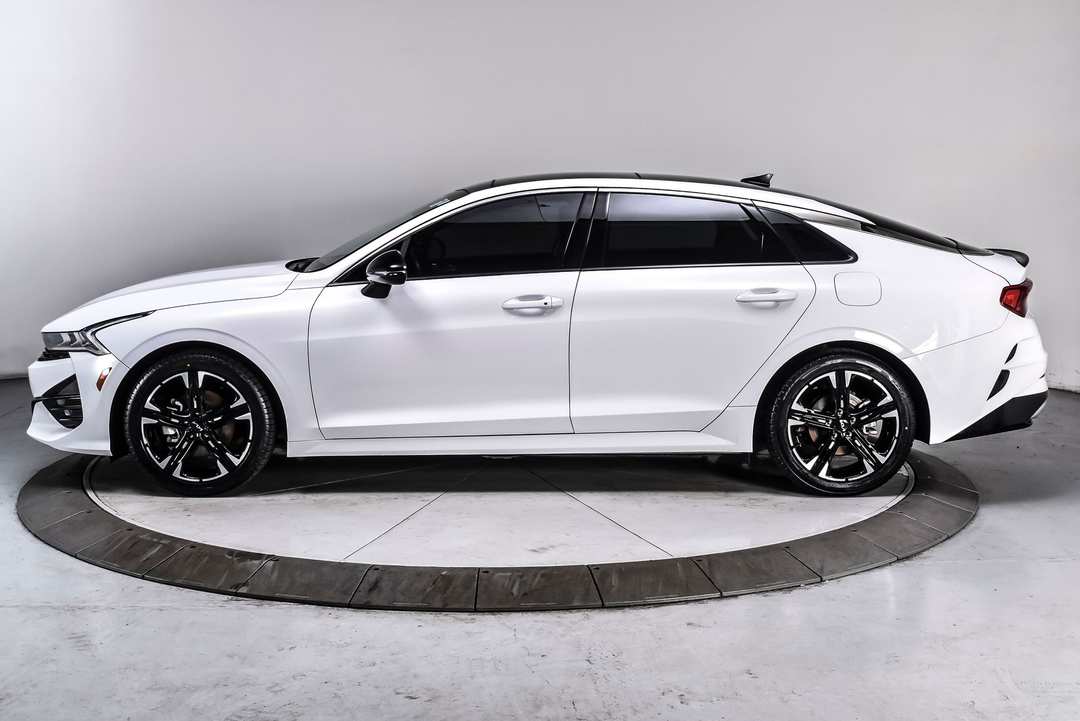2023 Kia K5 GTLine - Image 3
