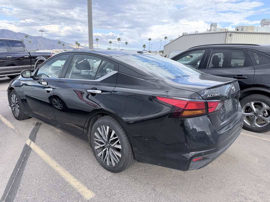 2025 Nissan Altima SV - Image 3