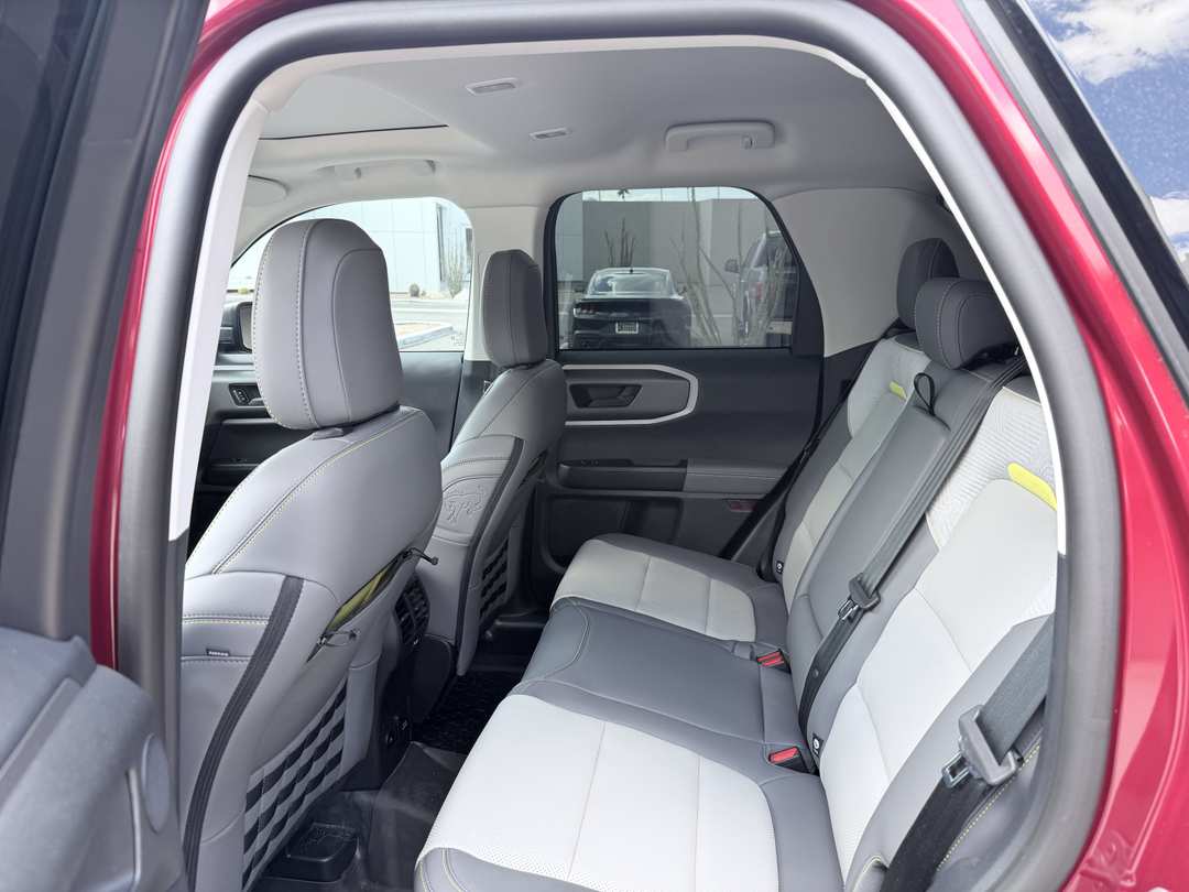 2025 Ford Bronco Sport Badlands - Image 3
