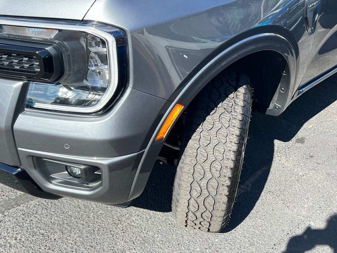 2026 Ford Ranger Lariat - Image 3
