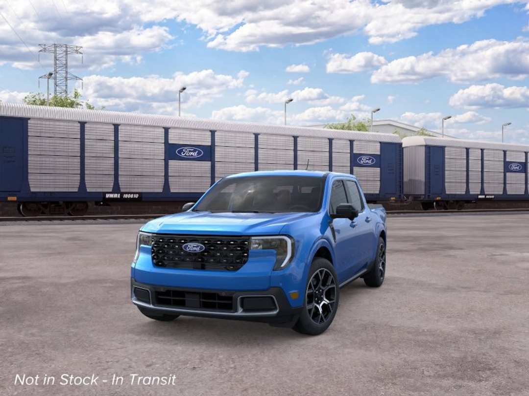 2026 Ford Maverick LARIAT - Image 2