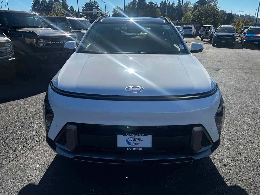 2027 Hyundai Kona Limited - Image 3