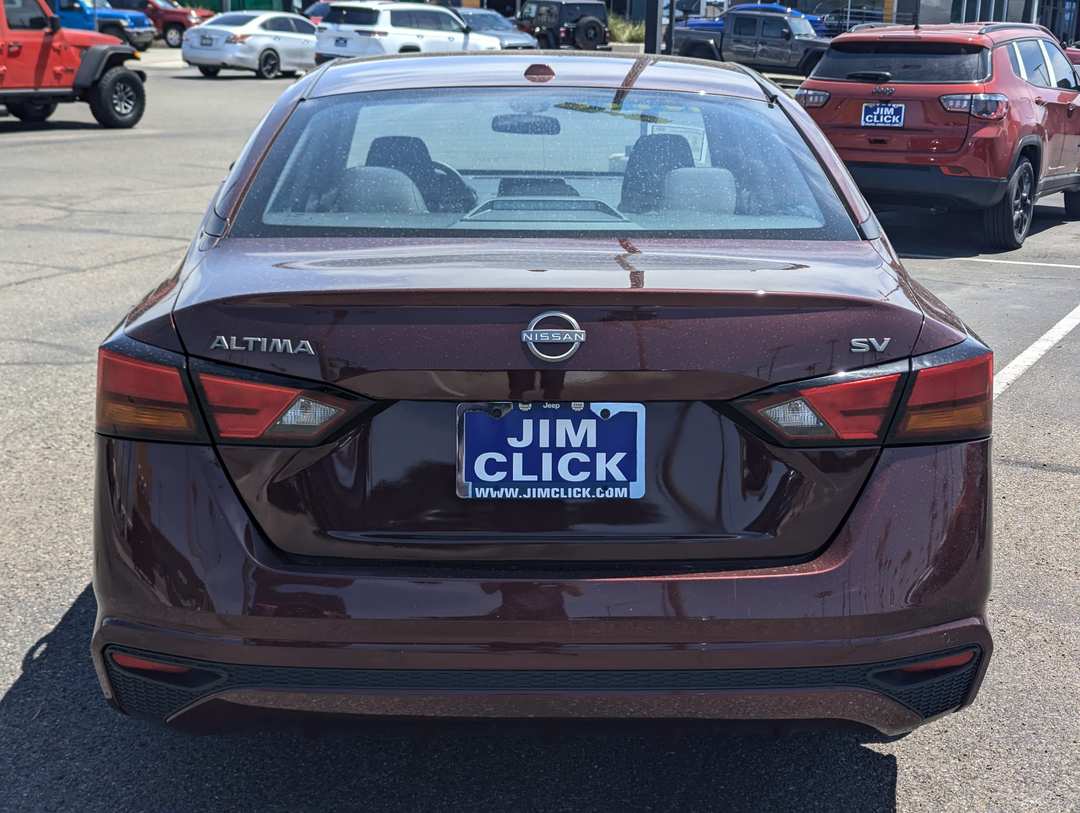 2024 Nissan Altima 2.5 SV - Image 3