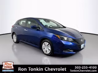 2023 Nissan LEAF S