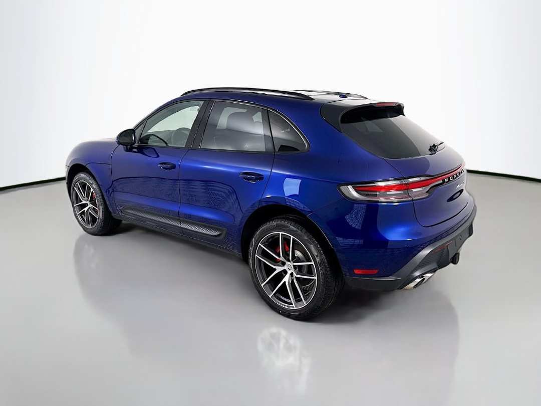 2026 Porsche Macan S - Image 3