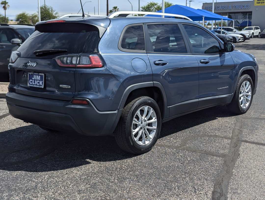 2020 Jeep Cherokee Latitude - Image 2