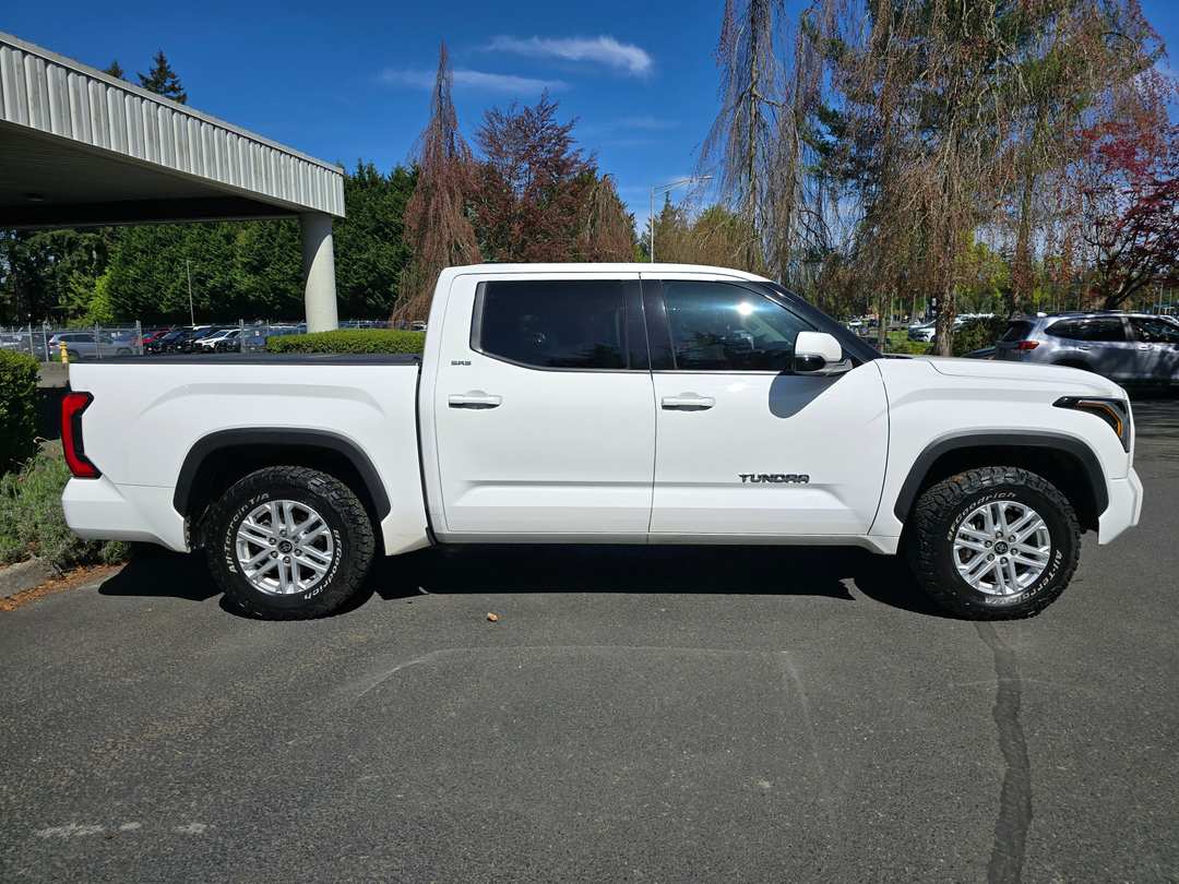 2022 Toyota Tundra SR5 - Image 3