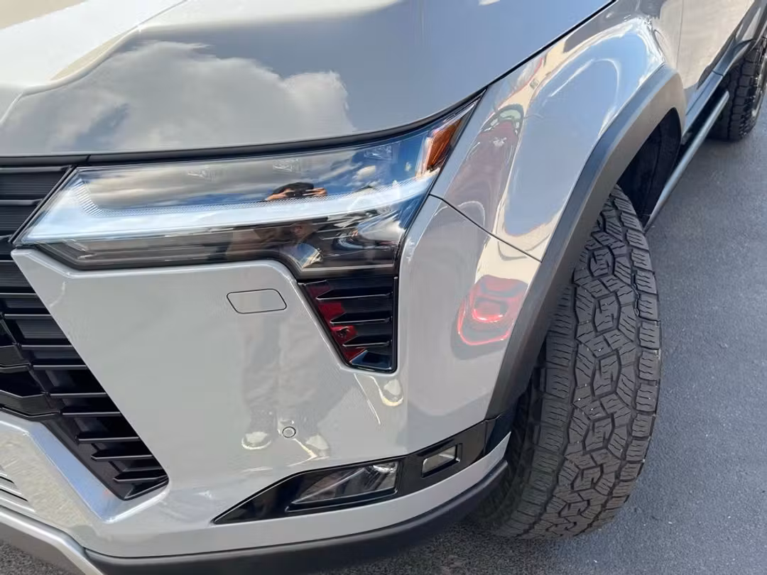 2024 Lexus GX 550 Overtrail+ - Image 3