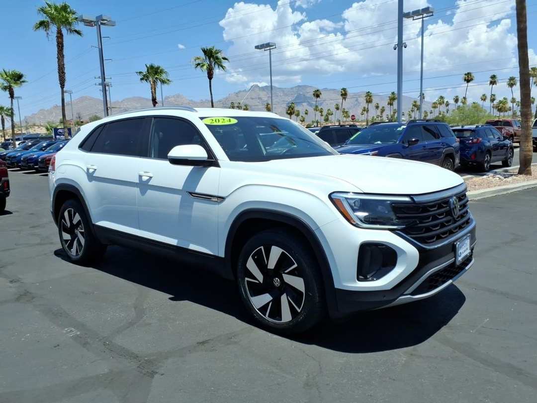 2024 Volkswagen Atlas Cross Sport 2.0T SE w/Technology - Image 2