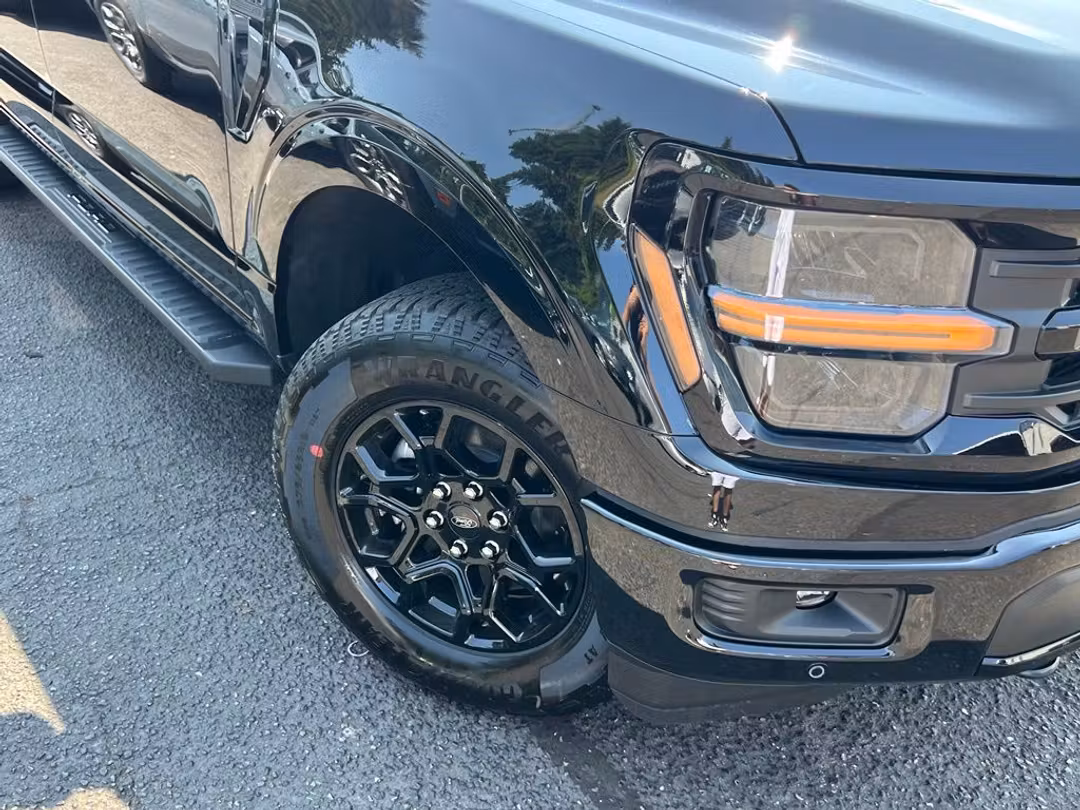 2026 Ford F-150 XLT - Image 2