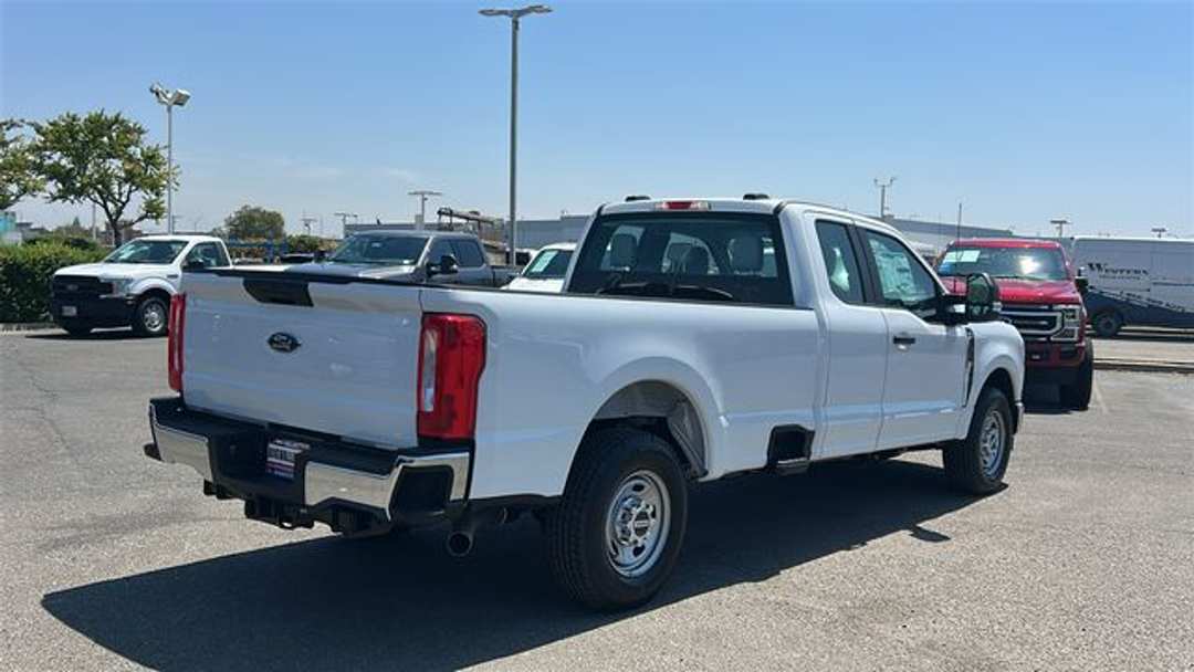 2026 Ford F-250Sd XL - Image 3