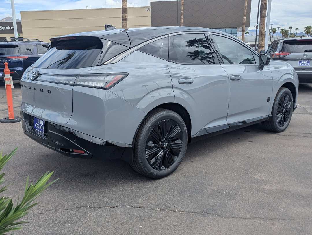2027 Nissan Murano Dark Armor - Image 2