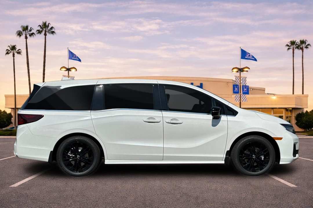 2026 Honda Odyssey SportL - Image 3