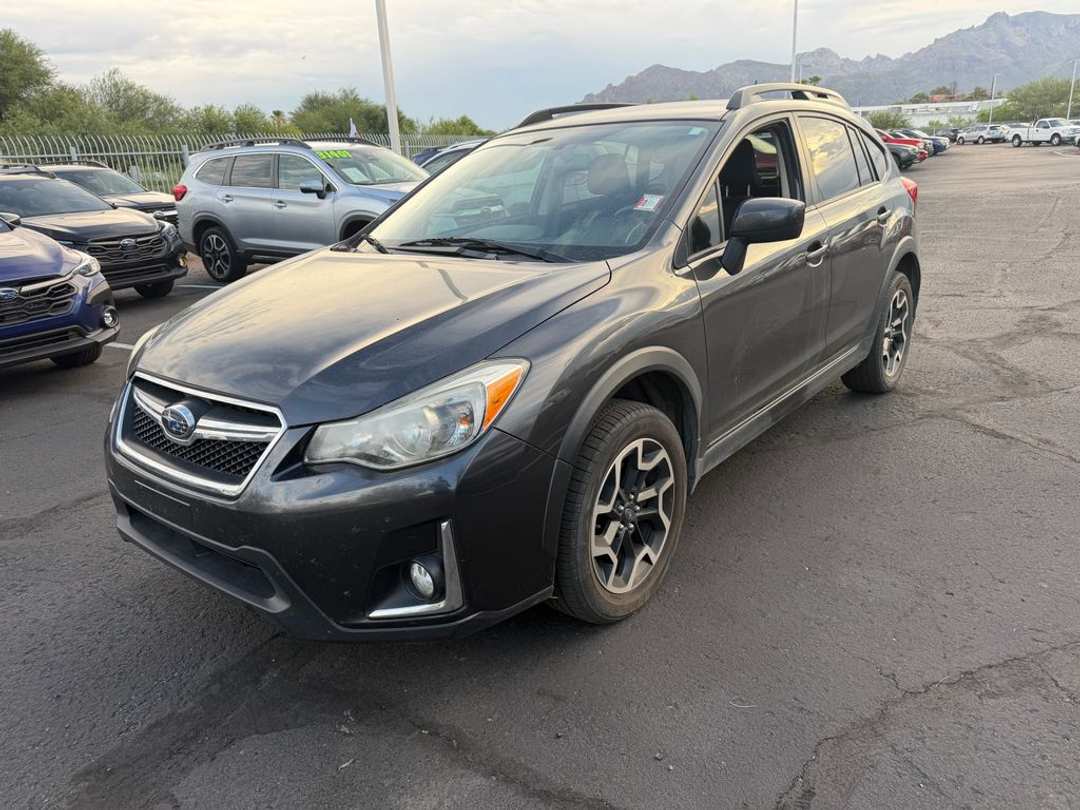2016 Subaru Crosstrek 2.0i Premium - Image 3