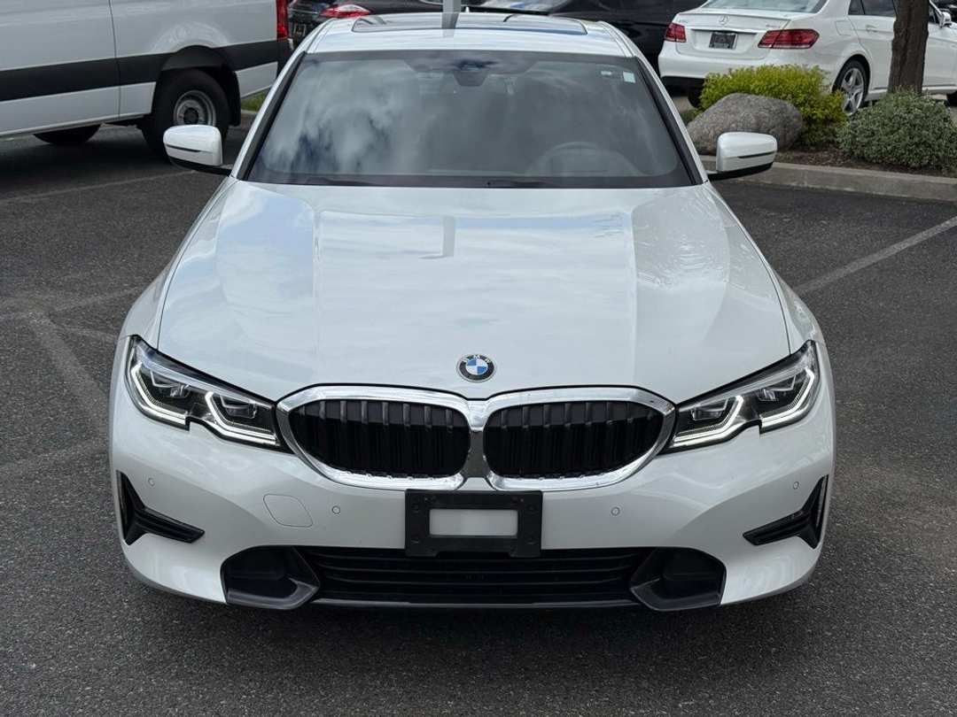 2021 BMW 3 Series 330i xDrive - Image 3