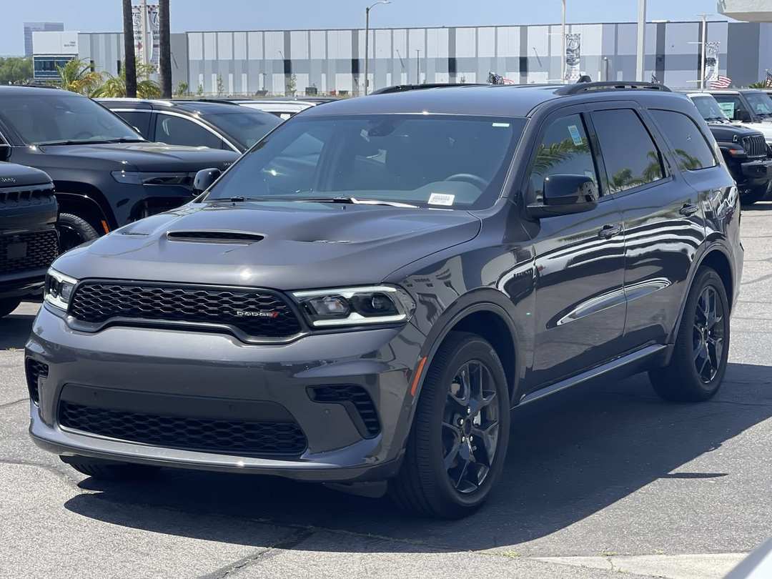 2026 Dodge Durango GT HEMI V8 - Image 3
