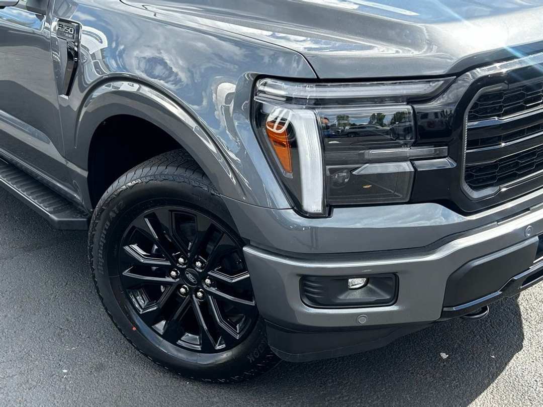 2026 Ford F-150 Lariat - Image 2