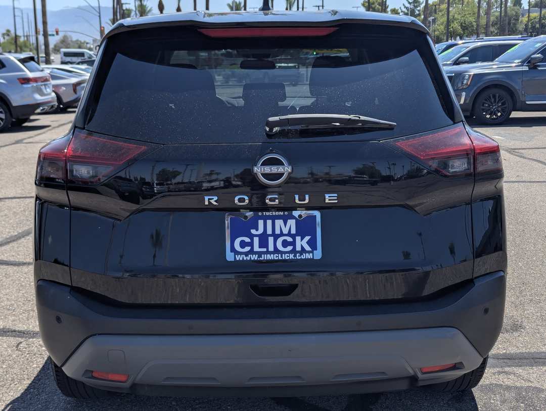 2023 Nissan Rogue S - Image 3