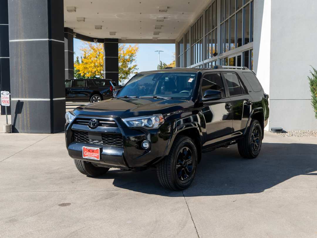 2021 Toyota 4Runner SR5 - Image 3