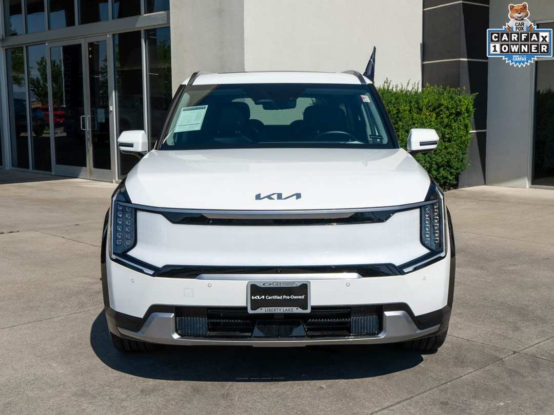 2024 Kia Ev9 Land - Image 2