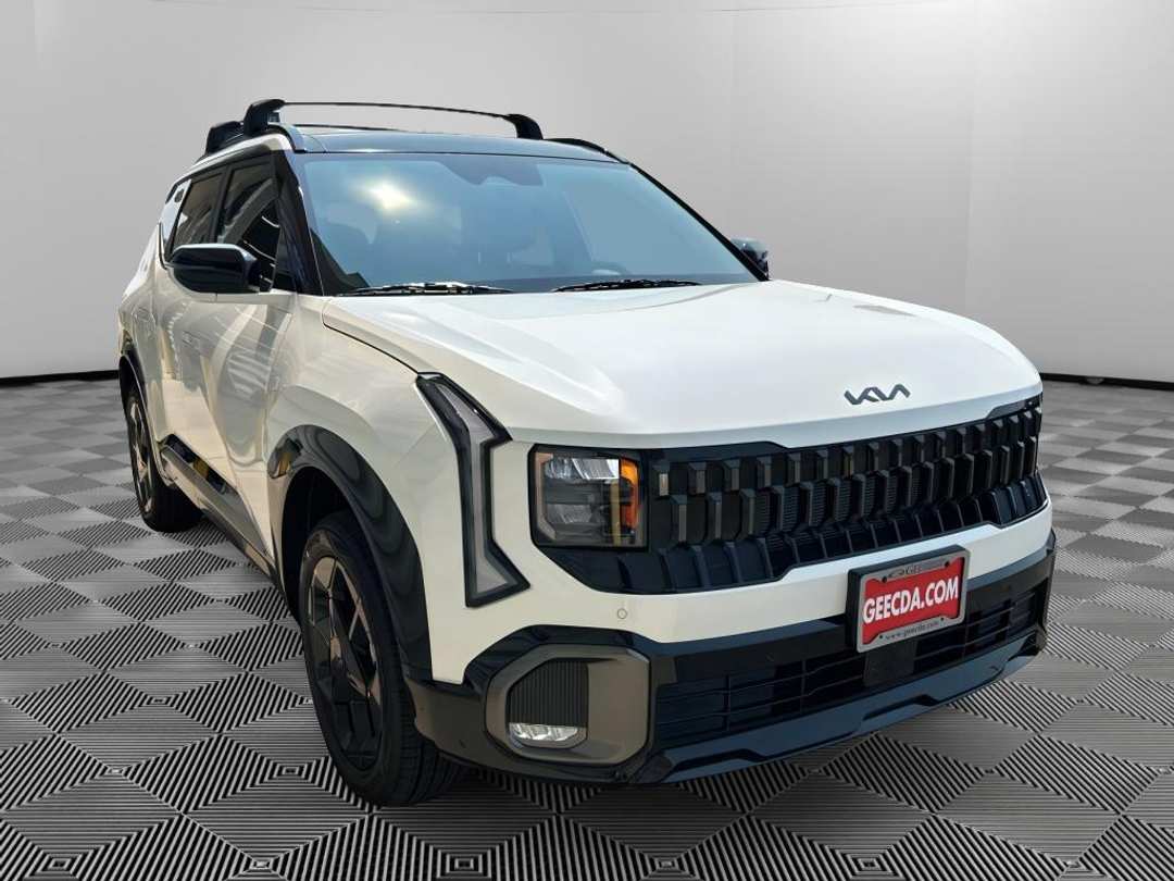 2027 Kia Seltos XLine S - Image 3