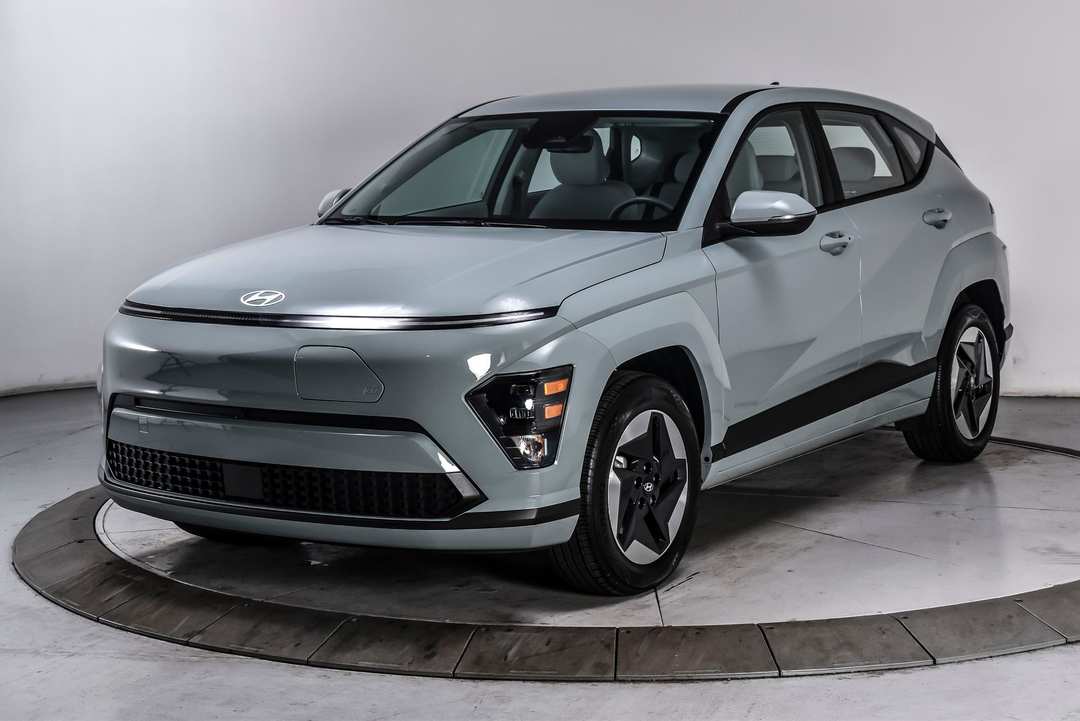 2024 Hyundai Kona SE - Image 2