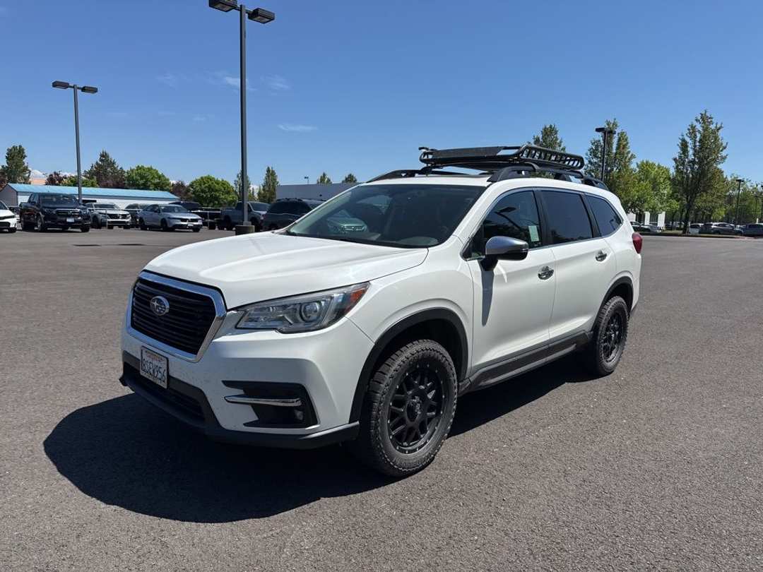 2020 Subaru Ascent Touring - Image 3
